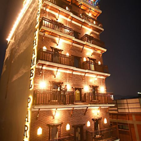 Hotel Thamel Park Kathmandu Bagian luar foto