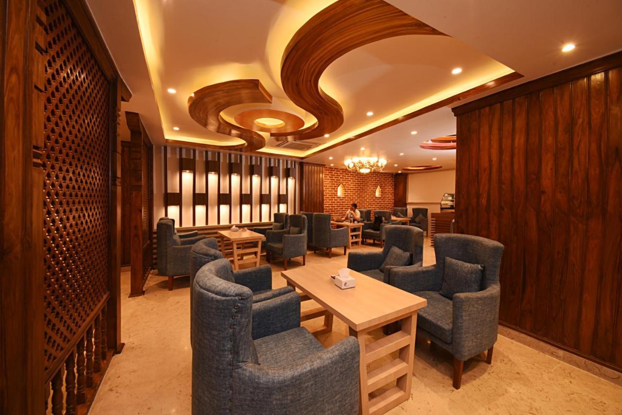 Hotel Thamel Park Kathmandu Bagian luar foto