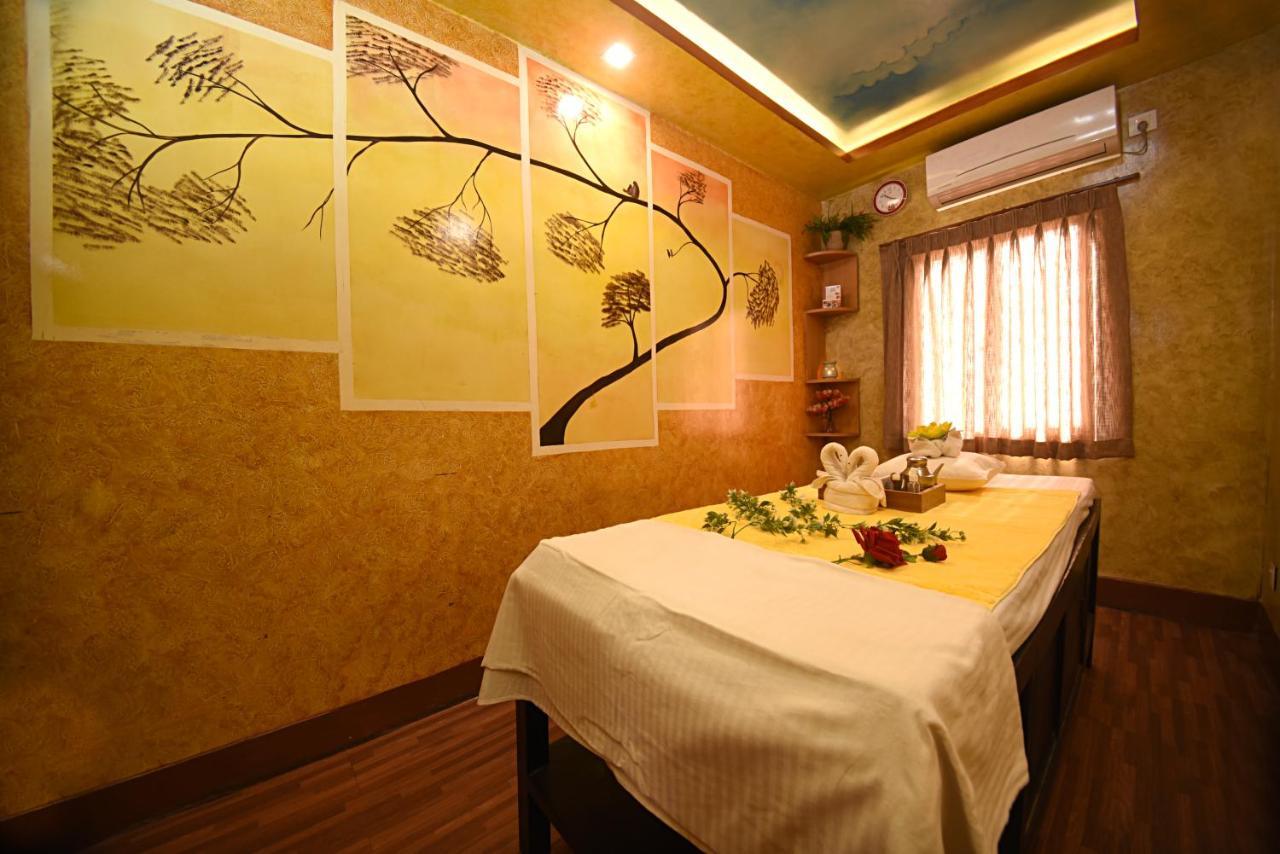 Hotel Thamel Park Kathmandu Bagian luar foto
