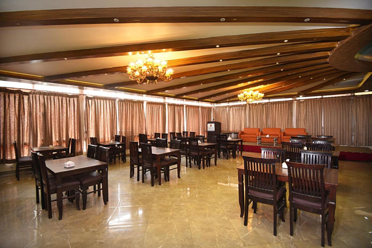 Hotel Thamel Park Kathmandu Bagian luar foto