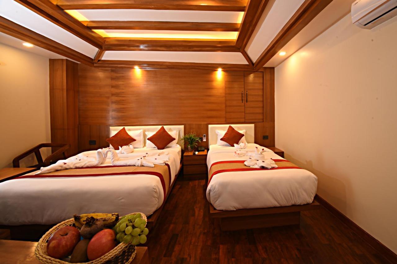 Hotel Thamel Park Kathmandu Bagian luar foto