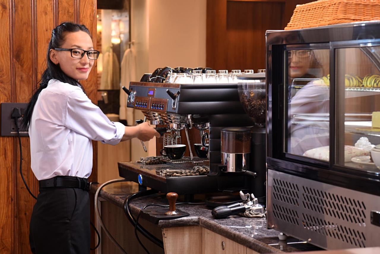 Hotel Thamel Park Kathmandu Bagian luar foto