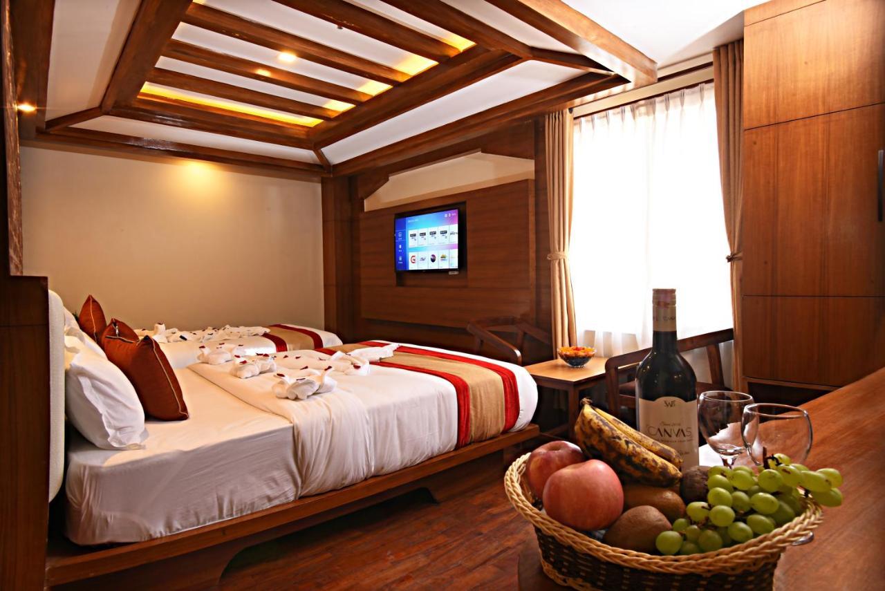 Hotel Thamel Park Kathmandu Bagian luar foto
