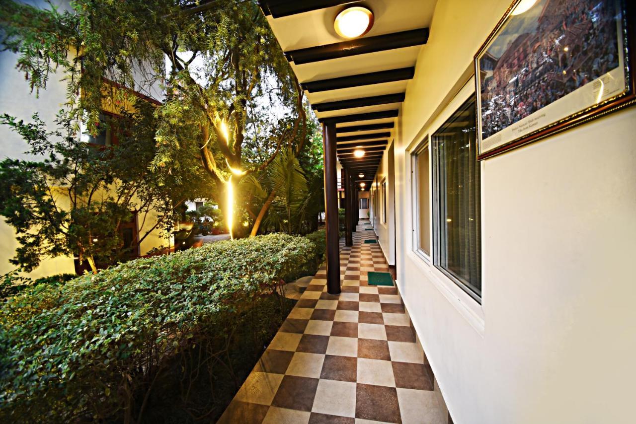 Hotel Thamel Park Kathmandu Bagian luar foto