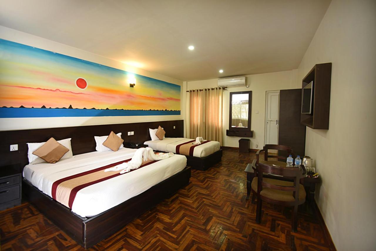 Hotel Thamel Park Kathmandu Bagian luar foto